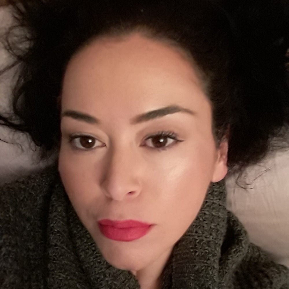 Meet your Posher, Andrea